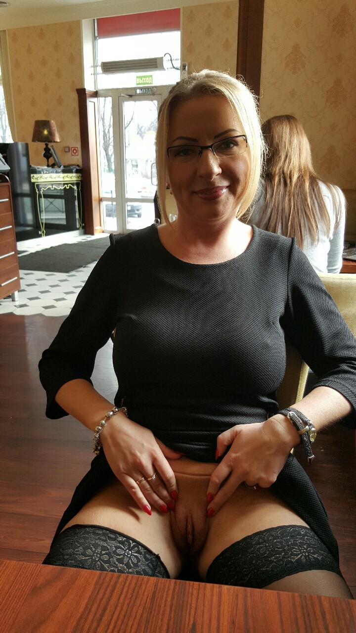 Mature ladies flashing